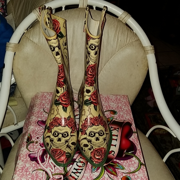 Nomad Cowboy Boots - Picture 1 of 7